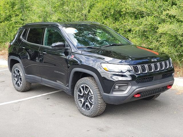 2024 Jeep Compass COMPASS TRAILHAWK 4X4