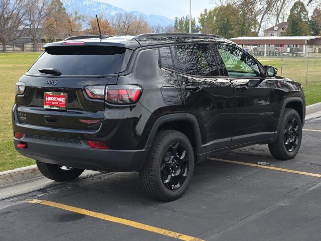 2024 Jeep Compass COMPASS TRAILHAWK 4X4