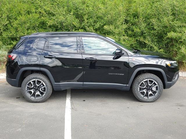 2024 Jeep Compass COMPASS TRAILHAWK 4X4