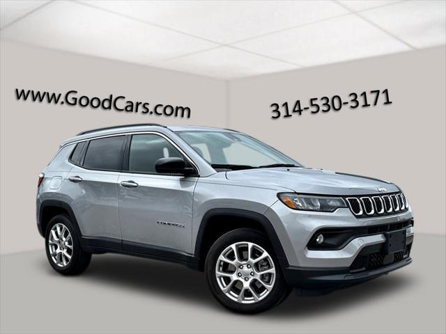 2023 Jeep Compass Latitude Lux FWD