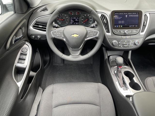 2024 Chevrolet Malibu FWD RS