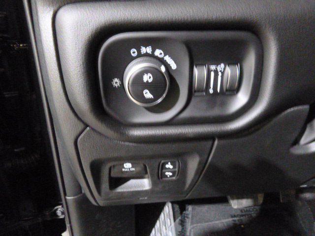 2025 Ram 1500 Laramie Crew Cab 4x4 5'7" Box