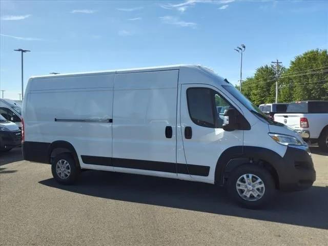 2024 RAM Ram ProMaster RAM PROMASTER 3500 SLT CARGO VAN HIGH ROOF 159 WB EXT