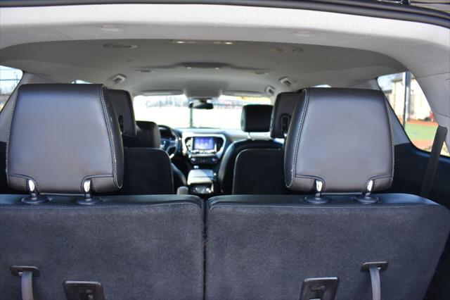2017 GMC Acadia SLT-1