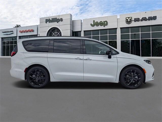 2024 Chrysler Pacifica PACIFICA LIMITED