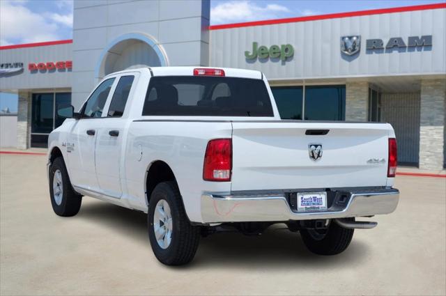 2024 RAM Ram 1500 Classic RAM 1500 CLASSIC TRADESMAN QUAD CAB 4X4 64 BOX