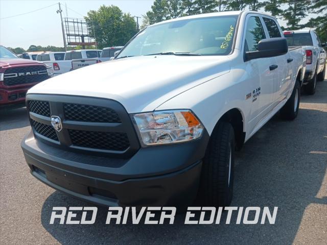 2024 RAM Ram 1500 Classic RAM 1500 CLASSIC TRADESMAN CREW CAB 4X4 57 BOX