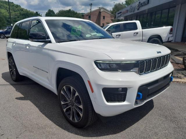 2022 Jeep Grand Cherokee 4xe Overland 4x4