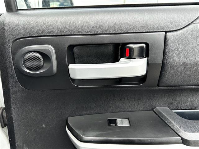 2018 Toyota Tundra SR5 5.7L V8