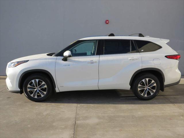 2020 Toyota Highlander Hybrid XLE