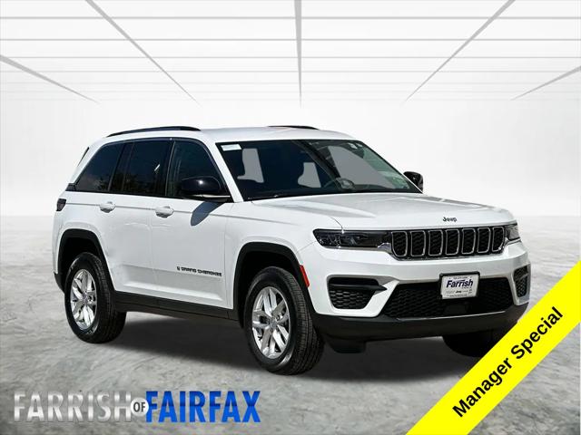 2023 Jeep Grand Cherokee Laredo 4x4