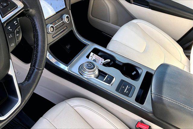 2021 Ford Edge Titanium