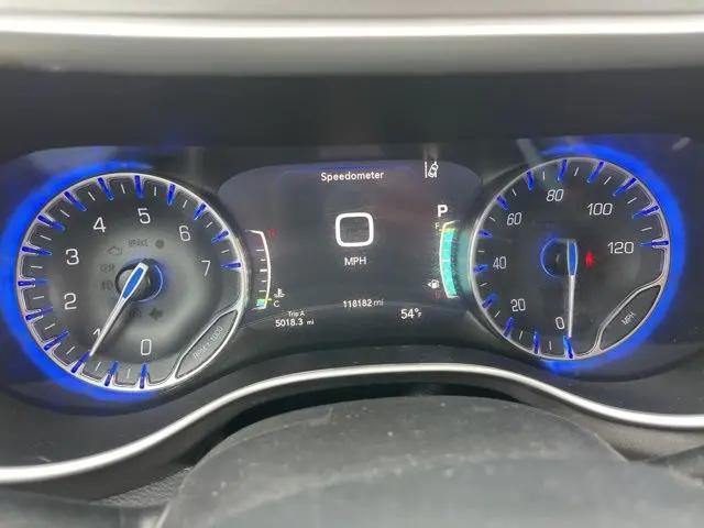 2022 Chrysler Pacifica Touring L