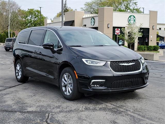 2024 Chrysler Pacifica PACIFICA TOURING L AWD