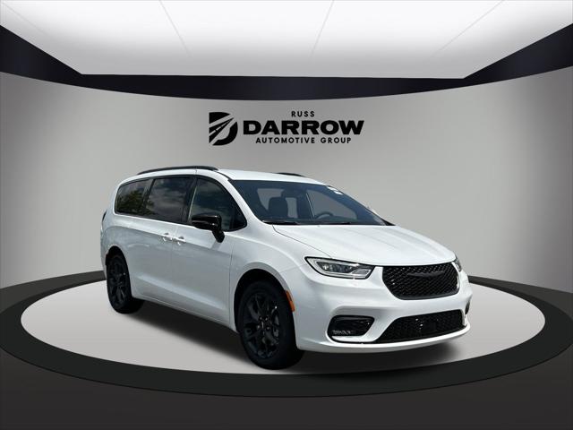 2024 Chrysler Pacifica PACIFICA TOURING L AWD