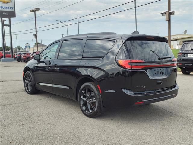 2024 Chrysler Pacifica PACIFICA TOURING L AWD