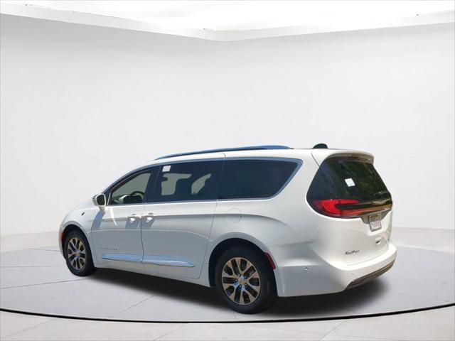 2024 Chrysler Pacifica Hybrid PACIFICA PLUG-IN HYBRID PINNACLE