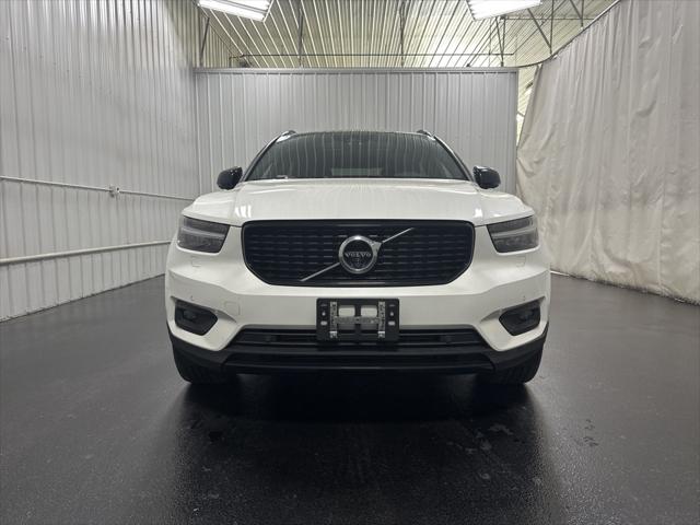 2021 Volvo XC40 T5 R-Design