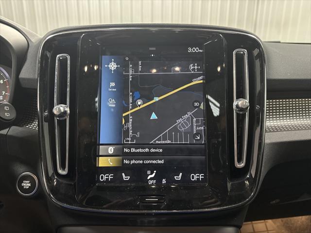 2021 Volvo XC40 T5 R-Design