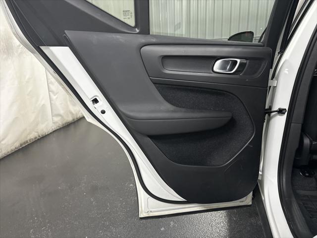 2021 Volvo XC40 T5 R-Design