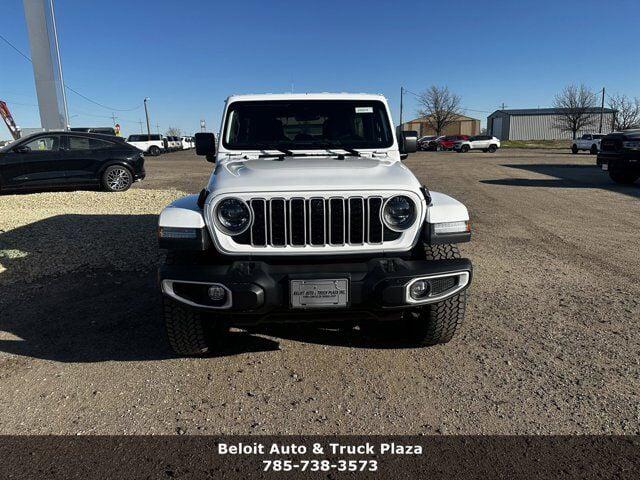 2024 Jeep Wrangler 4-Door Sahara 4x4