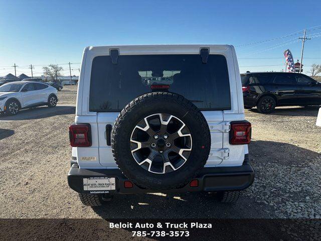 2024 Jeep Wrangler 4-Door Sahara 4x4