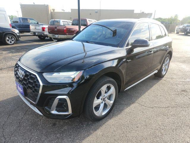 2023 Audi Q5 Premium Plus 45 TFSI S line quattro for sale in Oconomowoc, WI