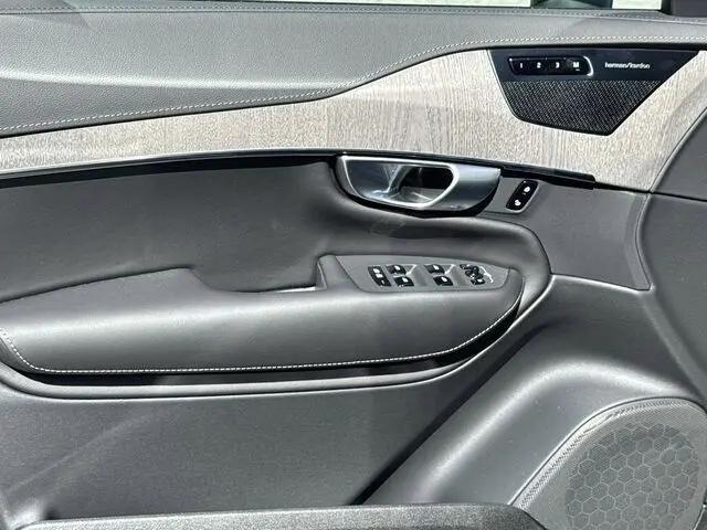 2024 Volvo XC90 B6 Ultimate Bright Theme 7-Seater