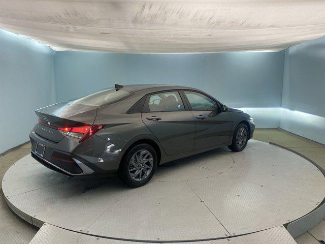 New 2024 Hyundai Elantra SEL for sale in Jacksonville, NC ...