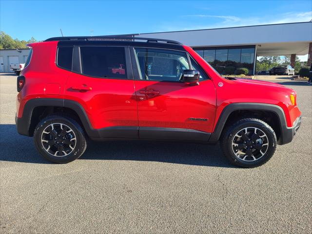 2023 Jeep Renegade Trailhawk 4x4