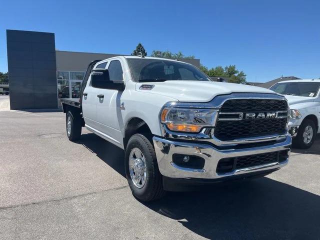 2024 RAM Ram 3500 RAM 3500 TRADESMAN CREW CAB 4X4 8 BOX