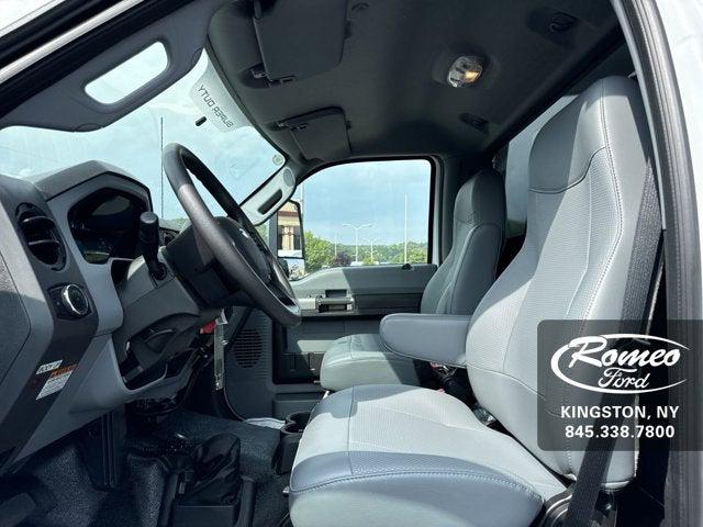 2025 Ford F-650 F650 REG CAB