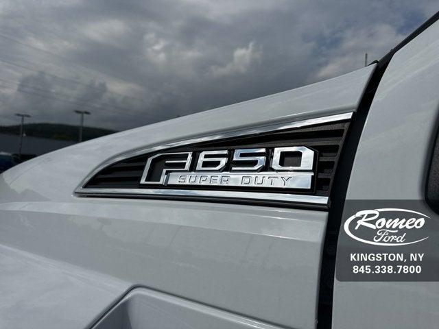 2025 Ford F-650 F650 REG CAB
