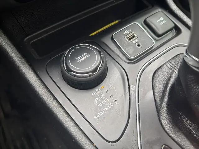 2021 Jeep Cherokee 80th Anniversary 4X4
