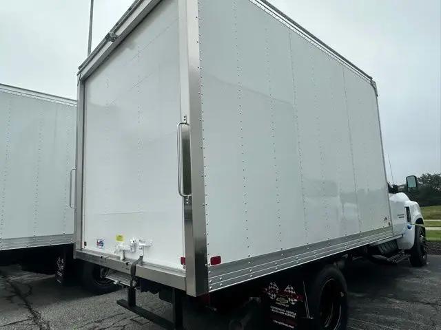 2024 Chevrolet Silverado 6500HD 1WT