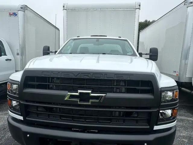 2024 Chevrolet Silverado 6500HD 1WT