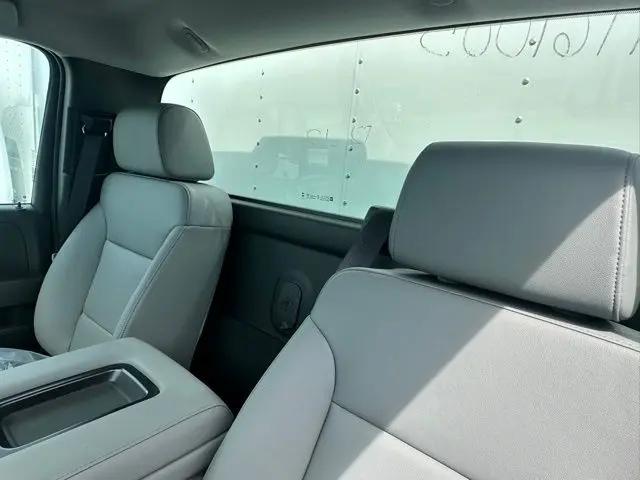 2024 Chevrolet Silverado 6500HD 1WT
