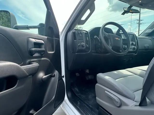 2024 Chevrolet Silverado 6500HD 1WT