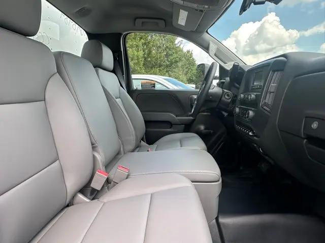2024 Chevrolet Silverado 6500HD 1WT