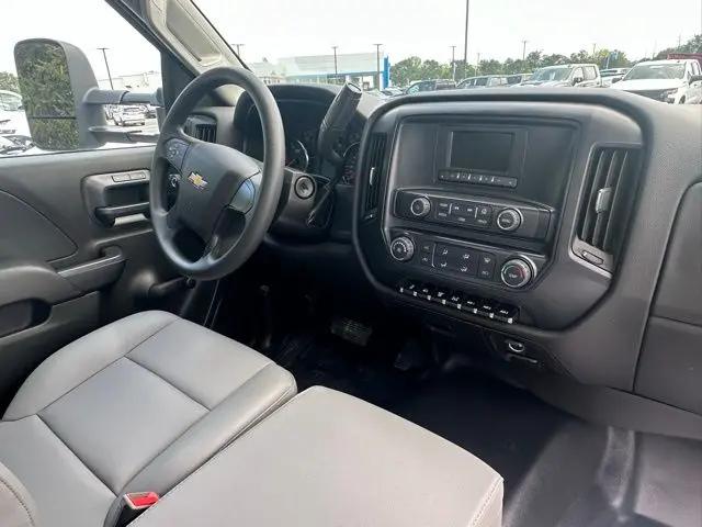 2024 Chevrolet Silverado 6500HD 1WT
