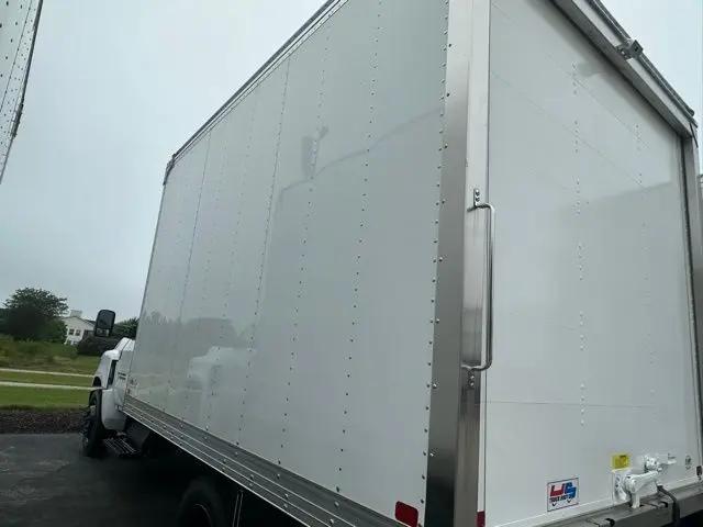 2024 Chevrolet Silverado 6500HD 1WT