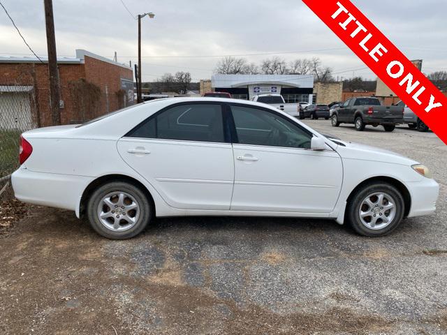 2004 Toyota Camry LE