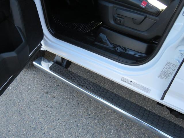 2024 Ram 3500 Chassis Cab Tradesman/SLT/Laramie/Limited