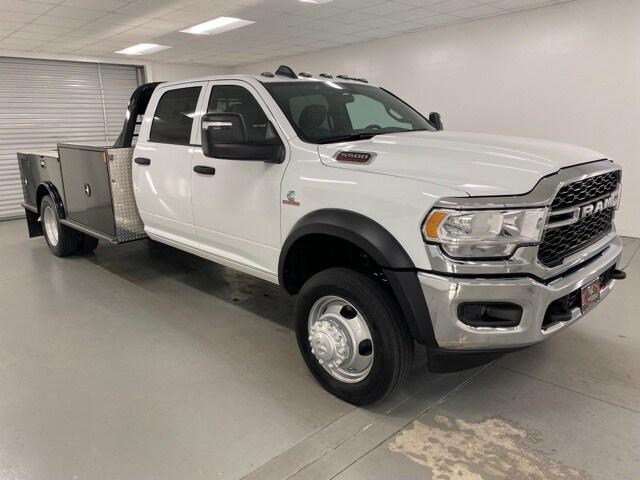 2024 RAM Ram 5500 Chassis Cab RAM 5500 TRADESMAN CHASSIS CREW CAB 4X4 84 CA