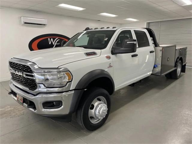 2024 RAM Ram 5500 Chassis Cab RAM 5500 TRADESMAN CHASSIS CREW CAB 4X4 84 CA