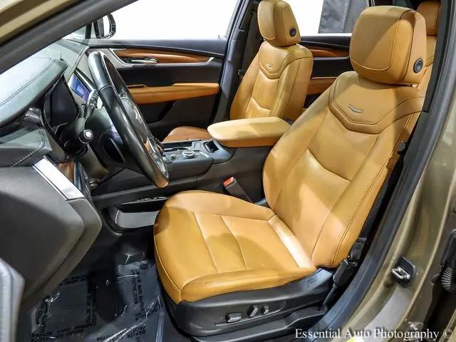 2023 Cadillac XT5 FWD Premium Luxury