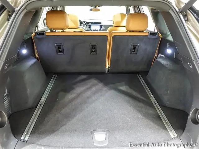 2023 Cadillac XT5 FWD Premium Luxury