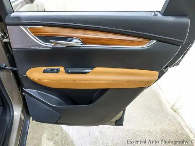 2023 Cadillac XT5 FWD Premium Luxury