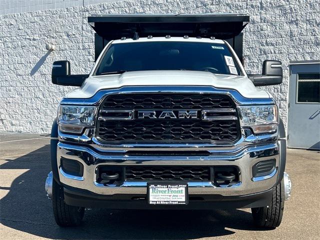 2024 RAM Ram 5500 Chassis Cab RAM 5500 TRADESMAN CHASSIS CREW CAB 4X4 84 CA