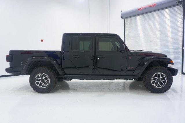 2024 Jeep Gladiator GLADIATOR RUBICON X 4X4